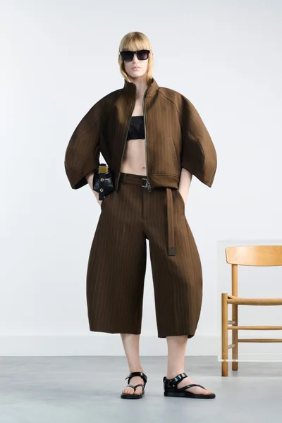 Look 28
